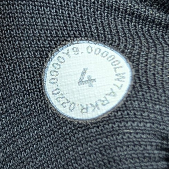 Lululemon Hotty Hot Shorts Womens 4 Black Lined Athletic Running Training Gym - Picture 2 of 7